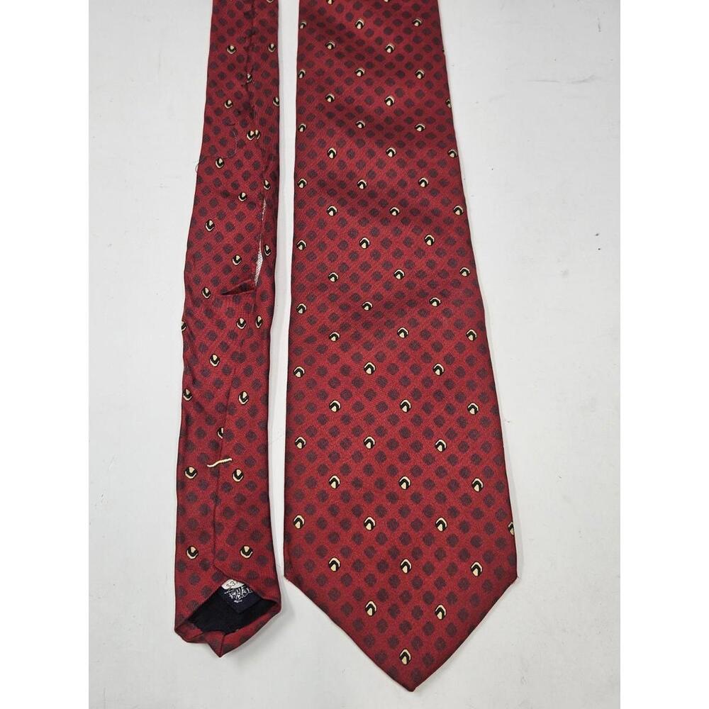 Burberrys of London Mens Neck Tie Red Gold 100% Silk Made In Italy